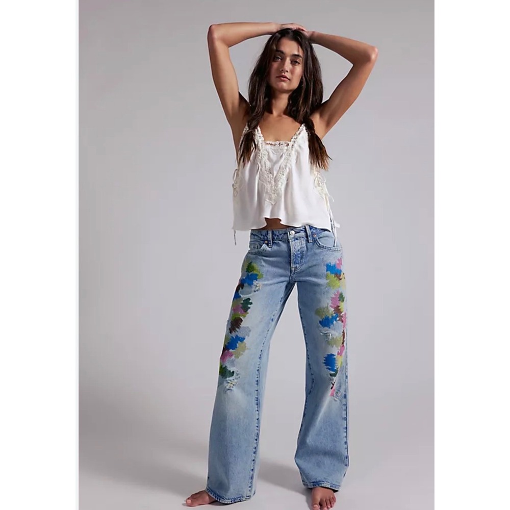 Free People We The Free Tennessee Low-Rise Embroidered Boyfriend Jeans NWOT‎ 26